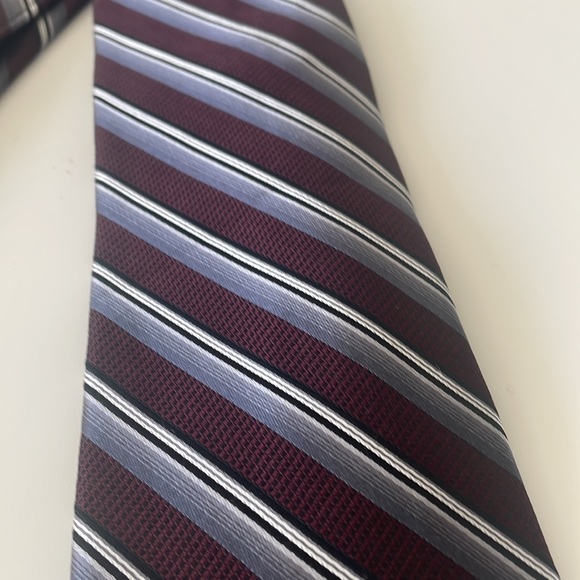 Burgundy and Grey Striped Handmade Silk Tie - Pronto Uomo - Picture 3 of 7